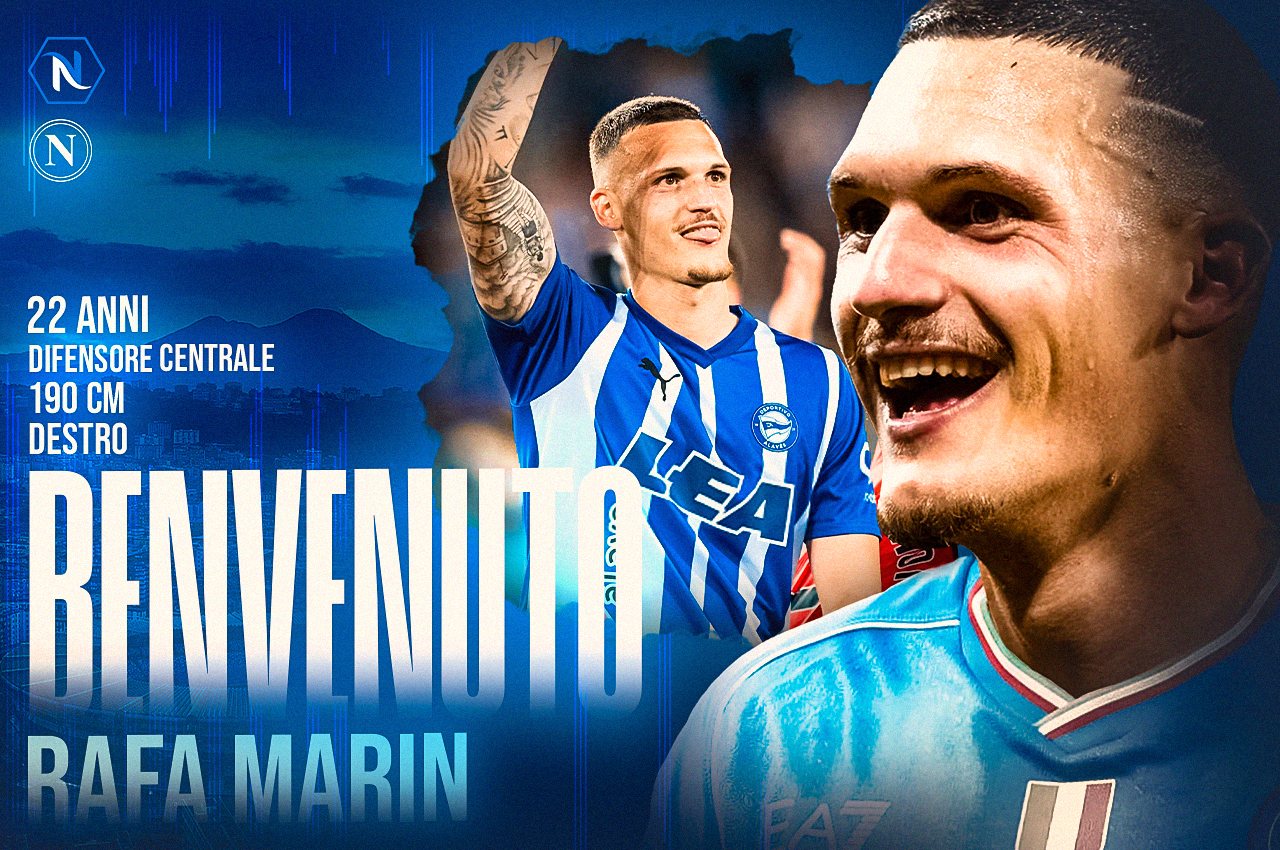 Marín con la maglia del SSC Napoli