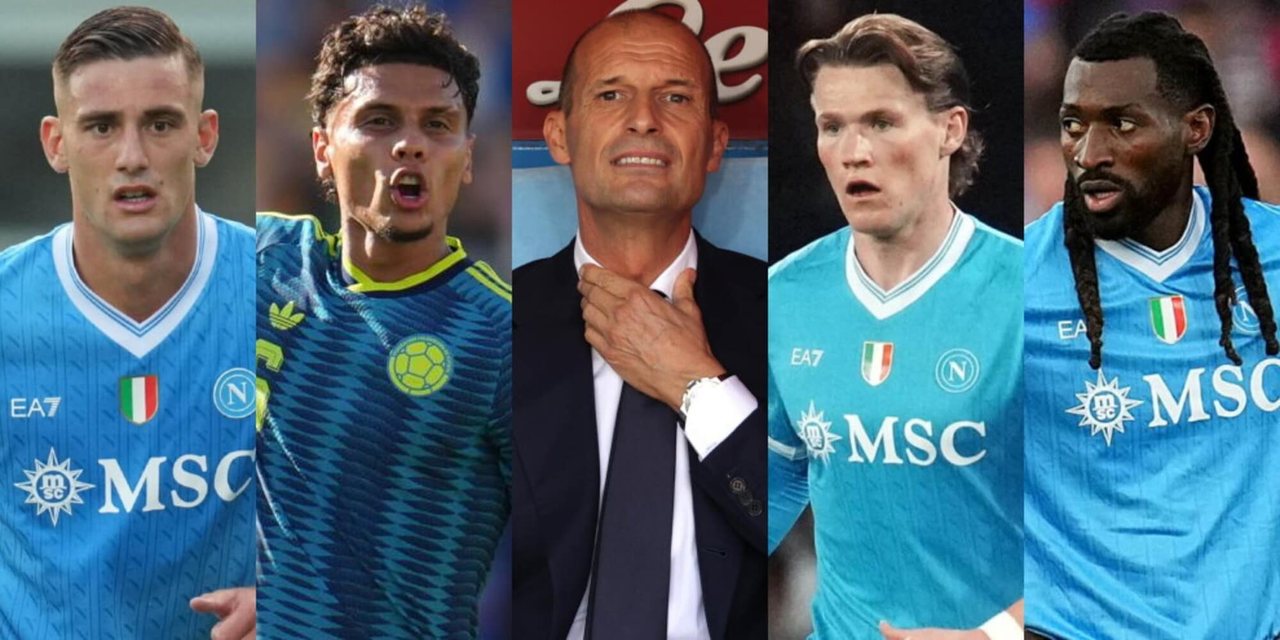 Allegri con la maglia del Napoli